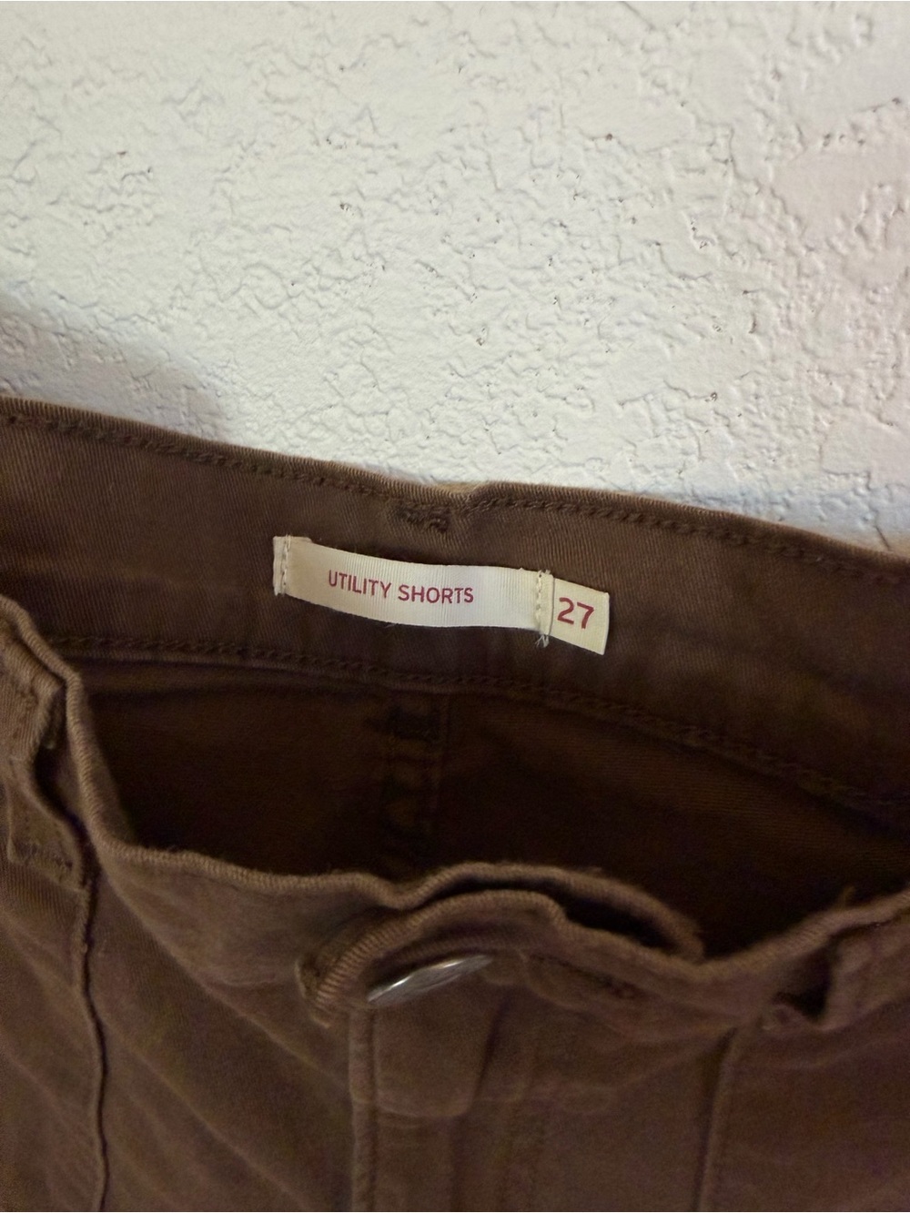 Levi's Women Utility Shorts Brown - Picture 5 of 7